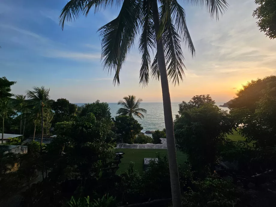 Изглед към изгрева на слънцето