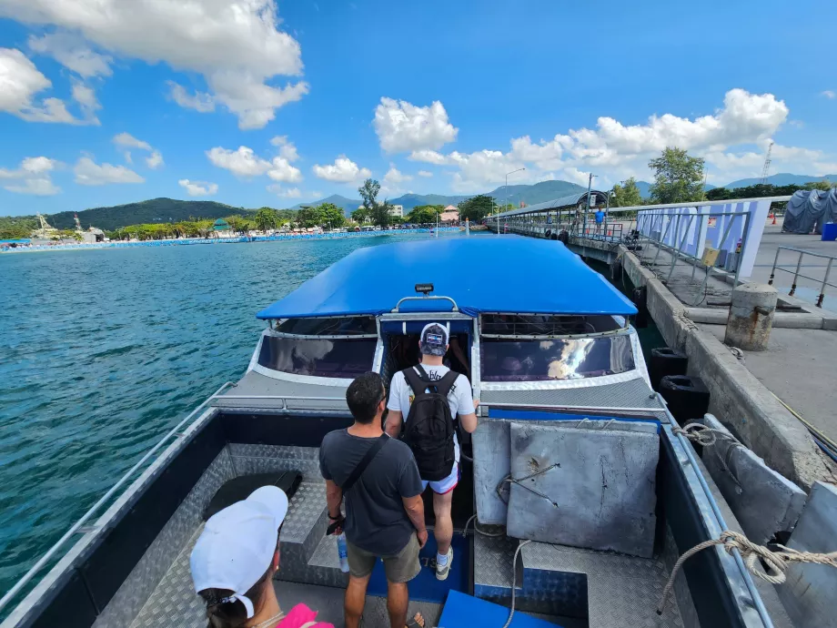 Скоростна лодка Кох Пханган - Кох Самуи