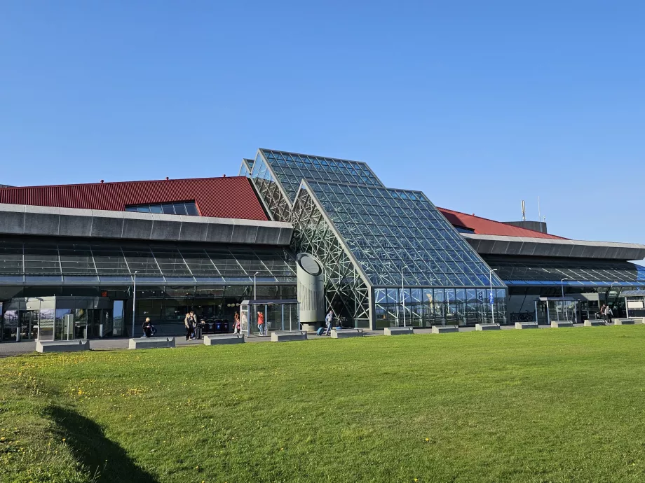 Терминал на летище Keflavík Airport