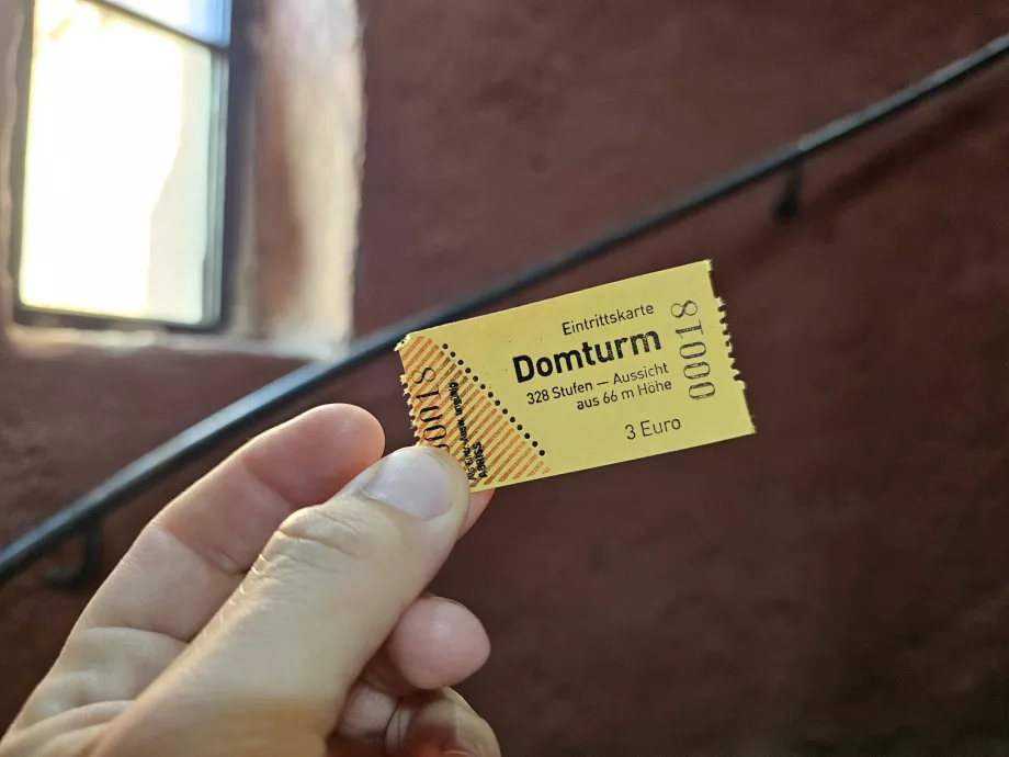 Билет за кулата