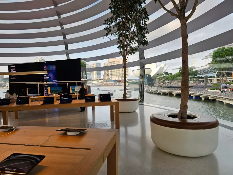 Магазин на Apple