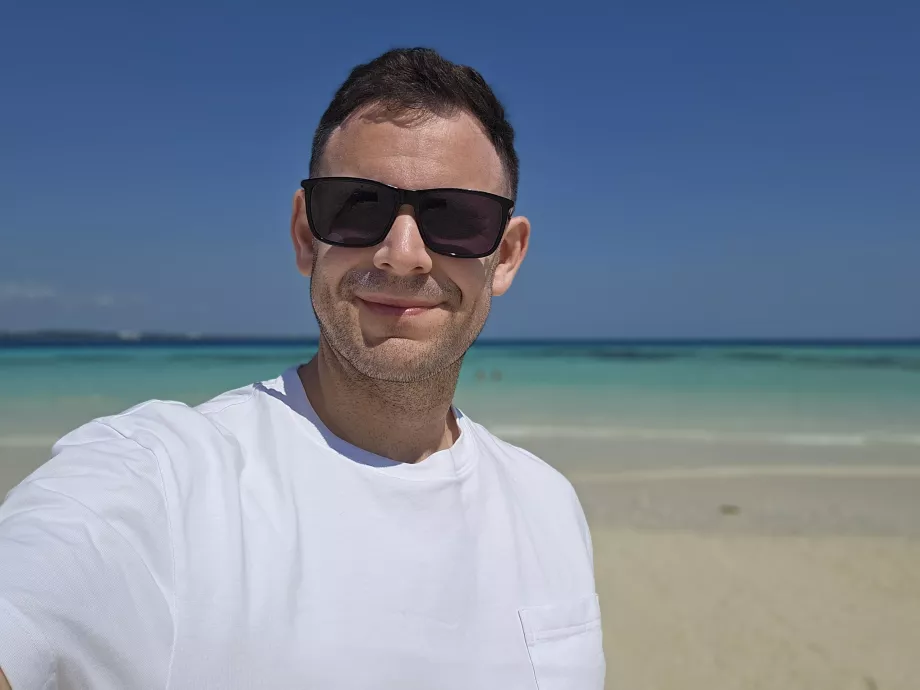 Аз на пясъчната ивица Nakupenda