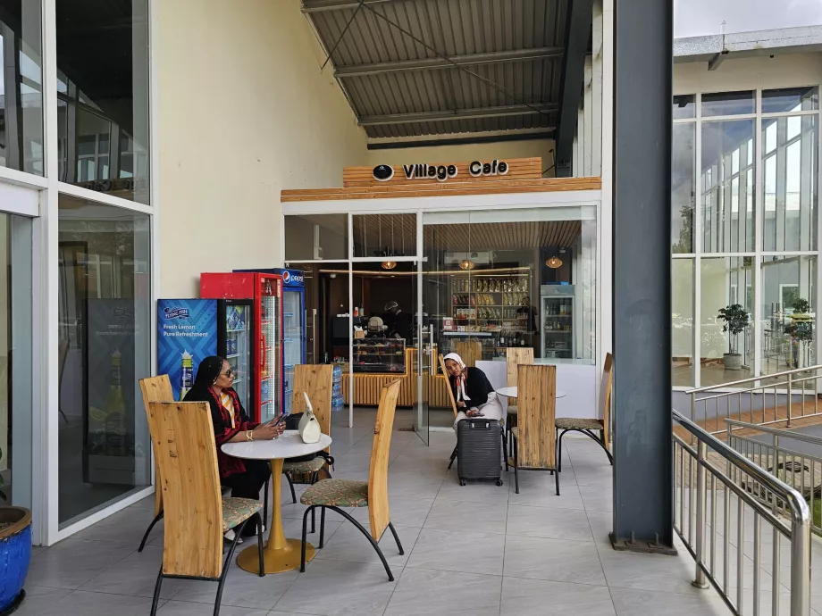 Кафене в залата за пристигащи