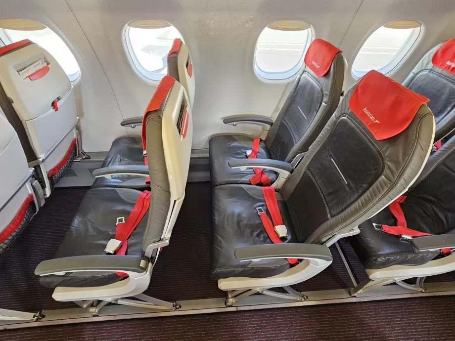 Седалки Embraer E190