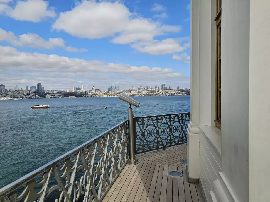 Кула за момичета