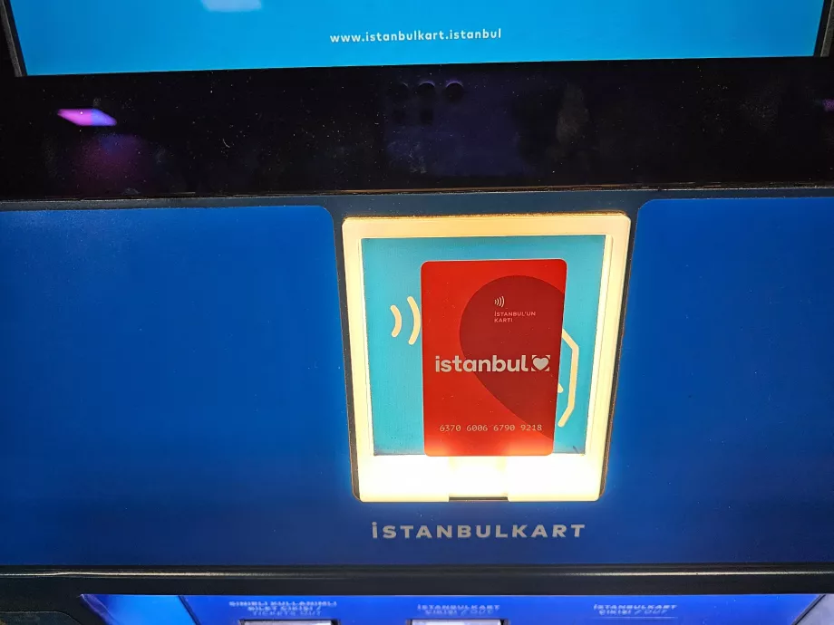 Машина за презареждане на IstanbulKart