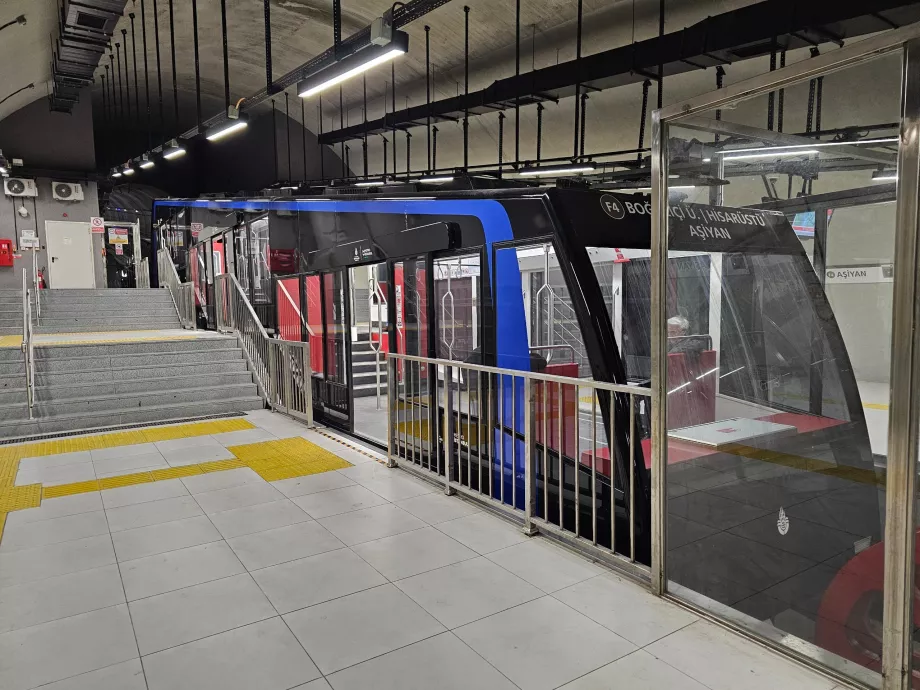 Кабинков лифт F4