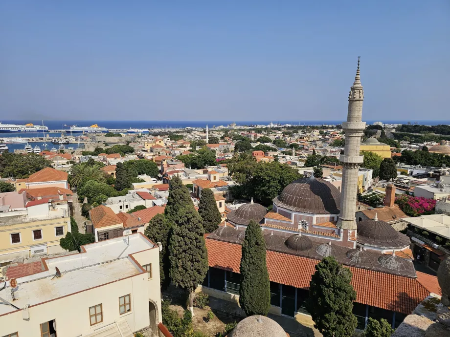 Изглед от часовниковата кула
