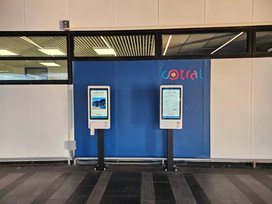 Автомати за продажба на автобусни билети на Cotral