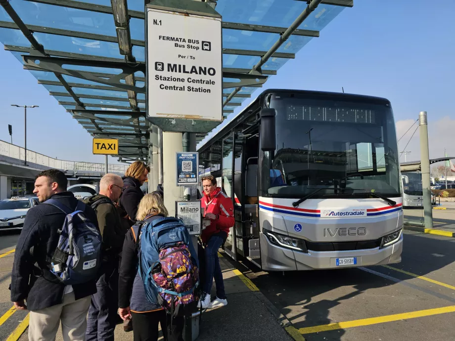 Посока на автобуса Milano Centrale