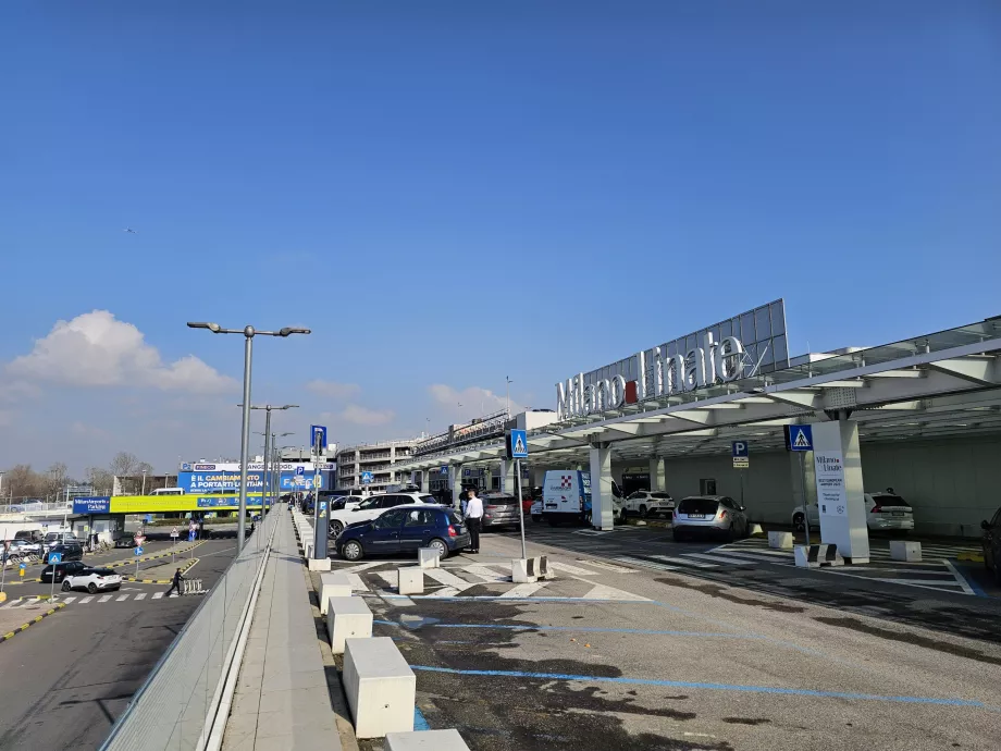 Терминал на летище Linate Airport