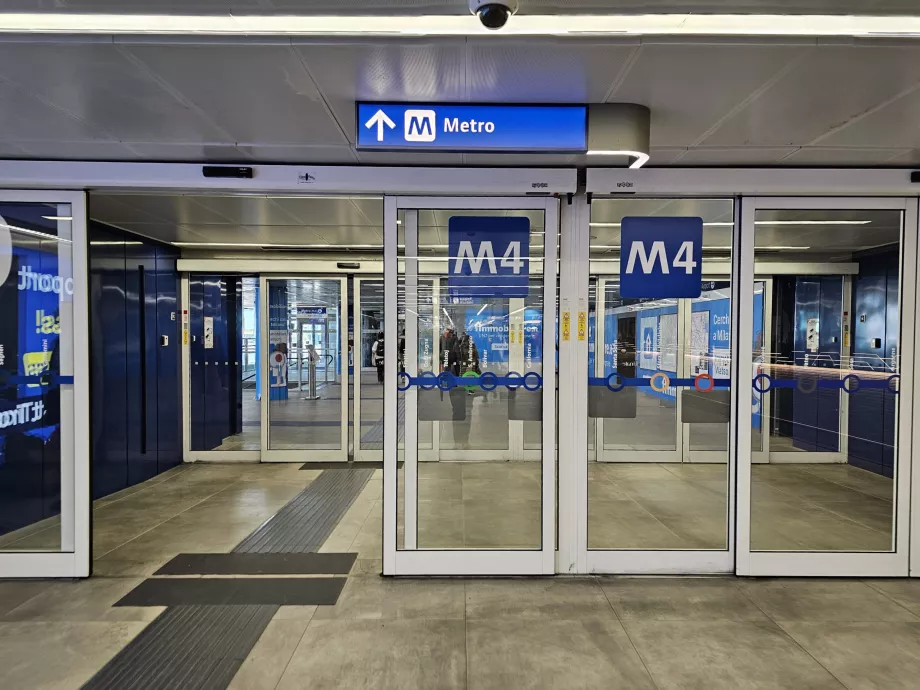 Посока до метростанцията