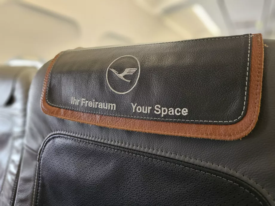 Безплатна средна седалка