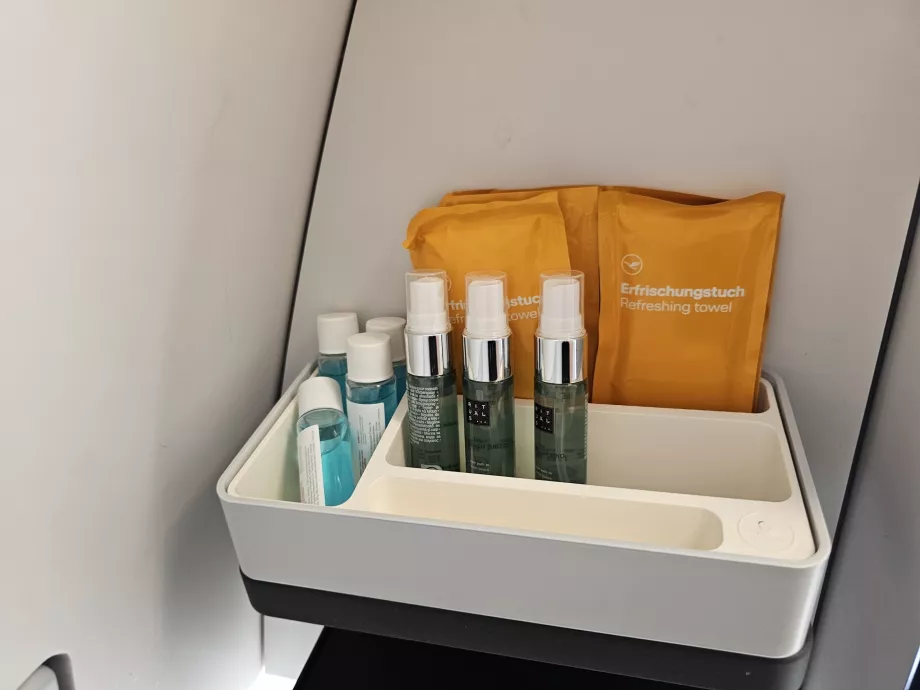 Тоалетни съоръжения