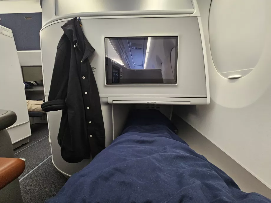 Лягане върху разгъваема седалка