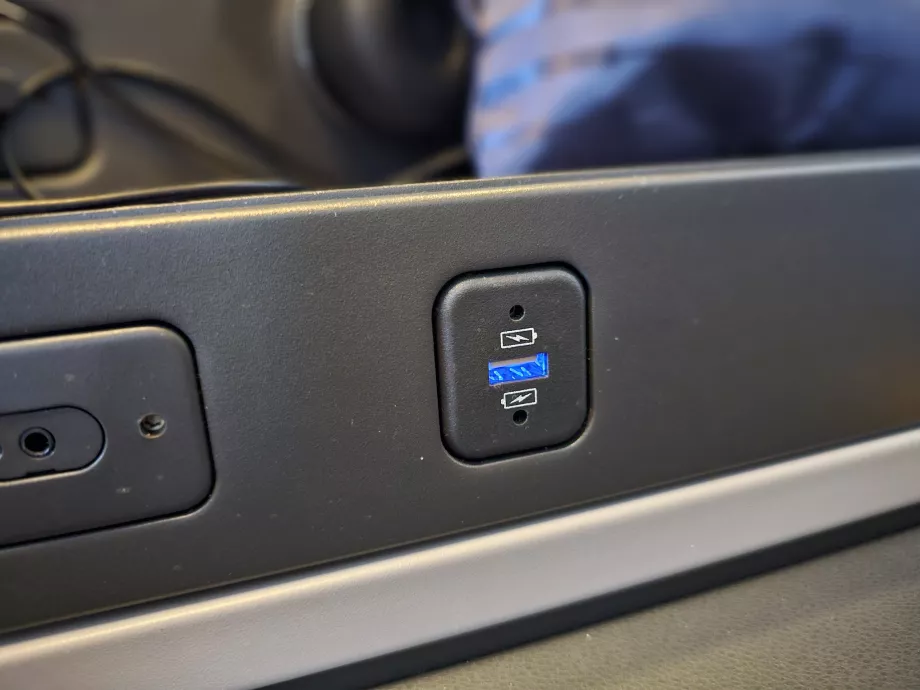 USB конектор