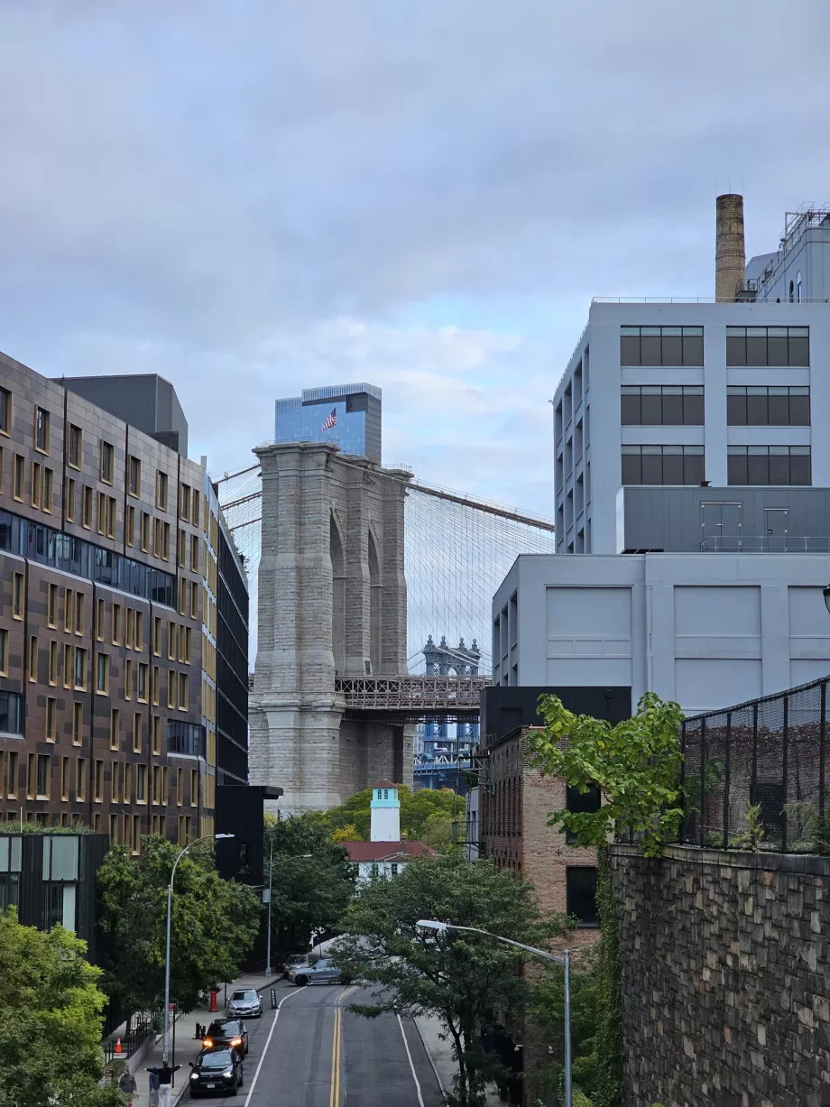 Мостовете на Бруклин и Манхатън