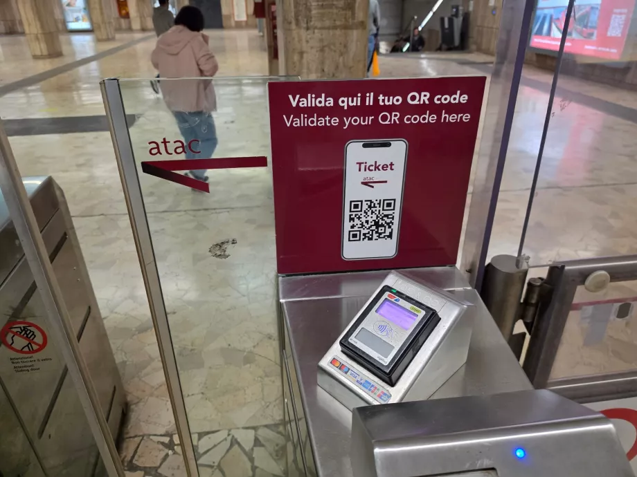 Безконтактно плащане на билети в метрото