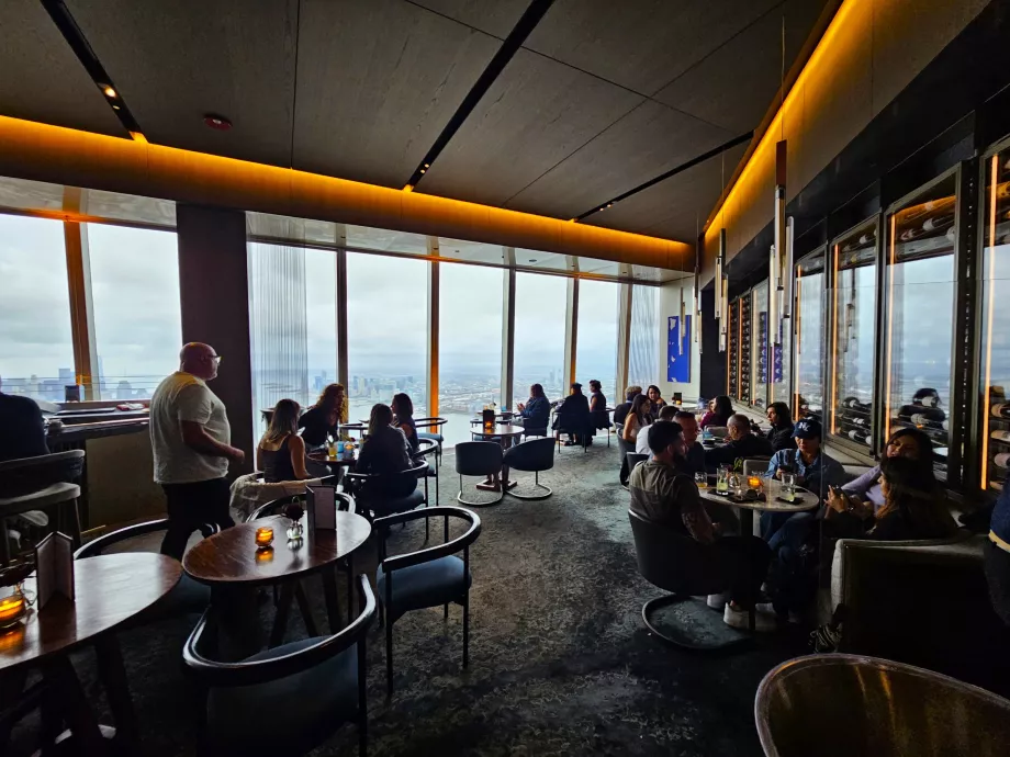 Пикова ресторантска среда