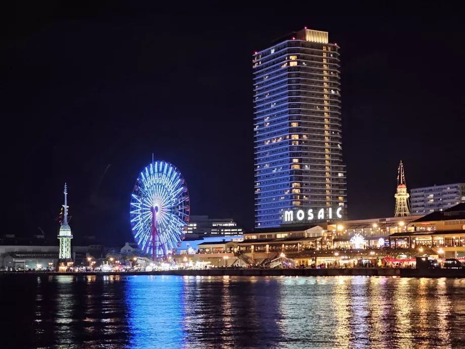 Вечерна Harborland