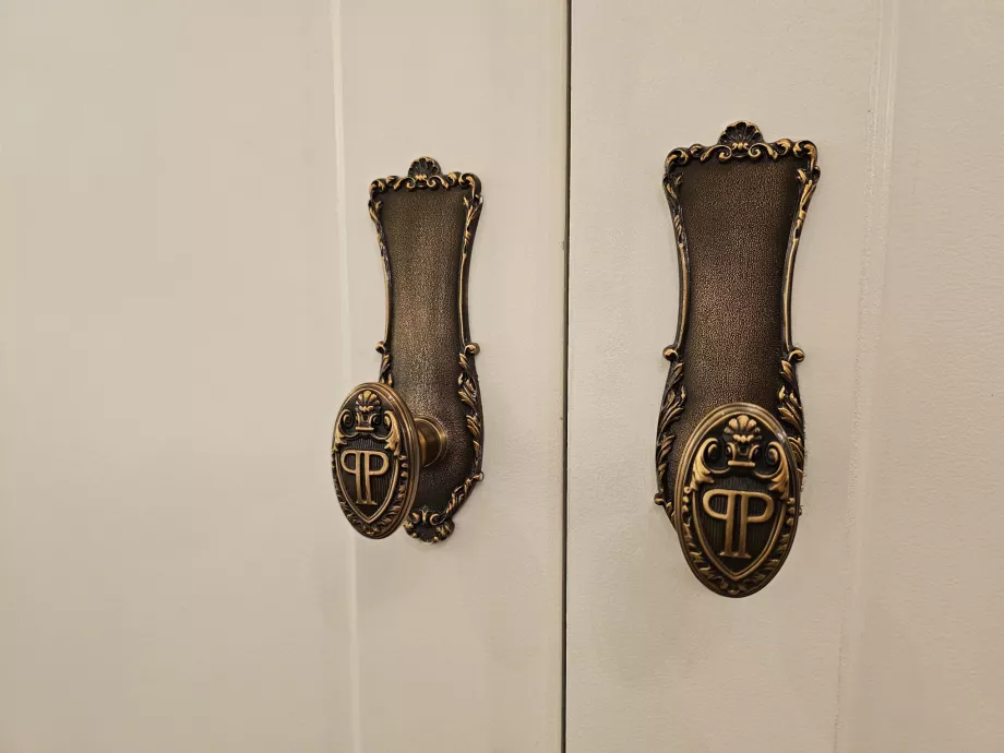 Детайли от дръжката