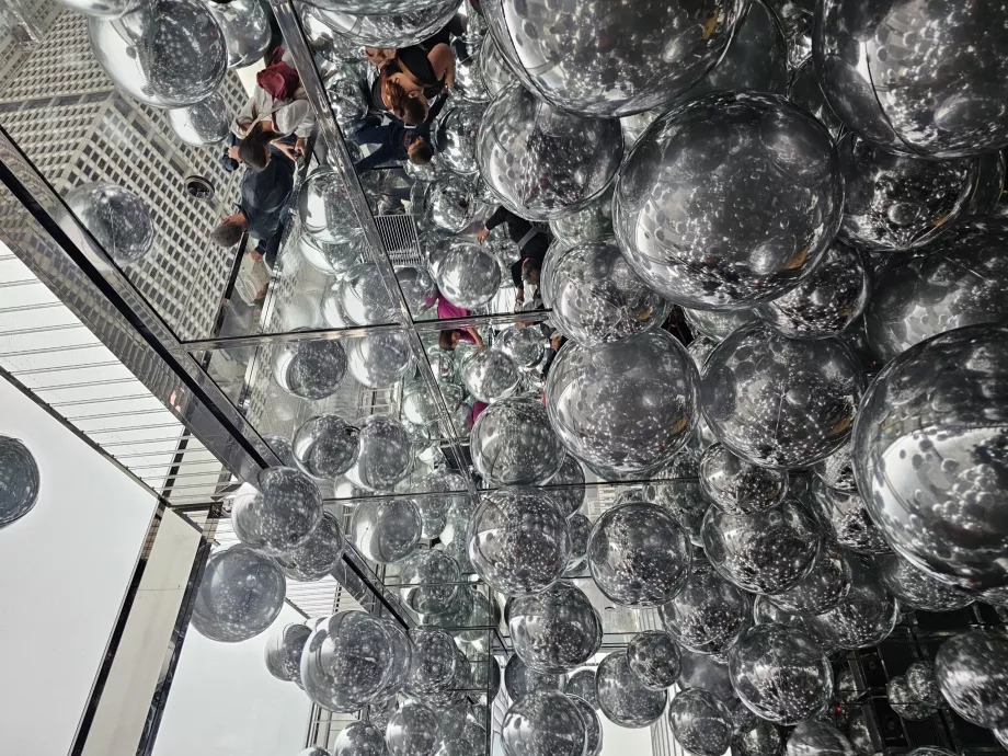 Среща на върха One Vanderbilt, бална зала Balloon