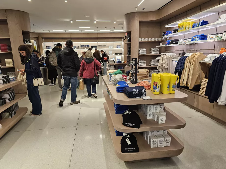 Summit One Vanderbilt, магазин за подаръци