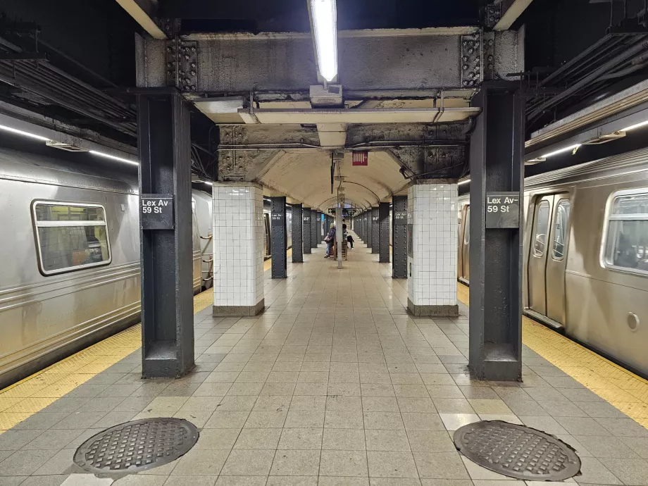 Метростанции