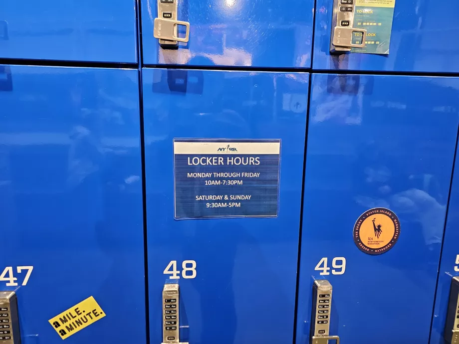 Център на NYRR, съхранение на багаж за бегачи