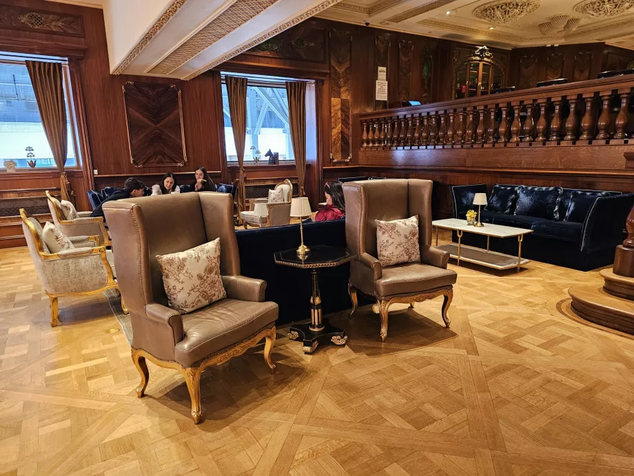 Фоайе на хотел Plaza