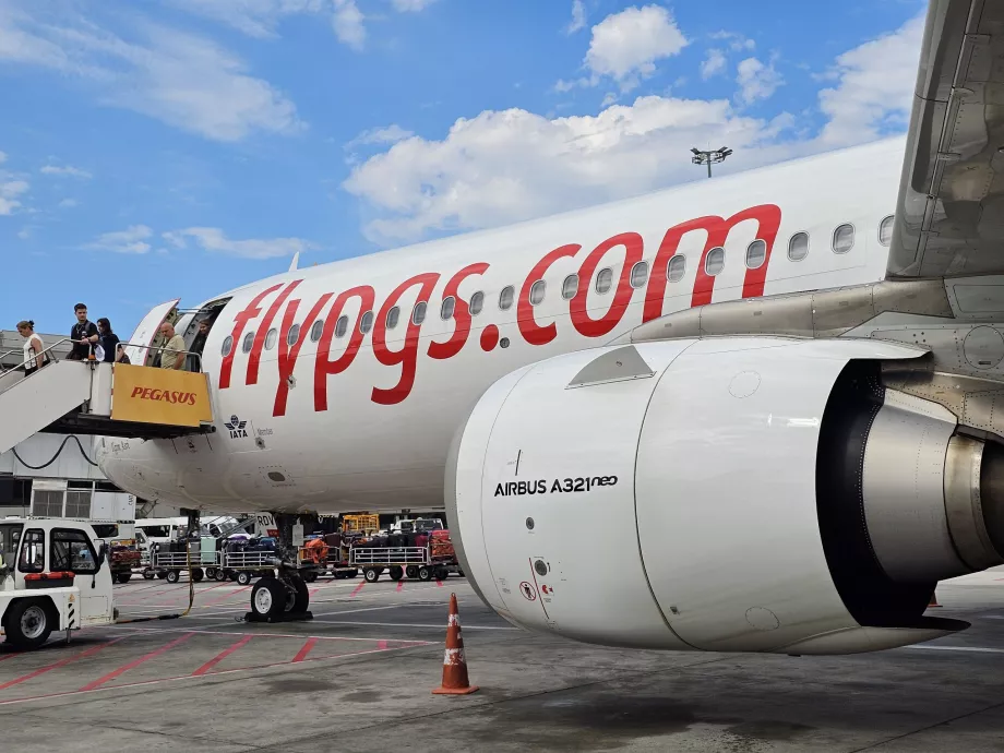 Слизане от самолета, Pegasus Airlines, летище SAW