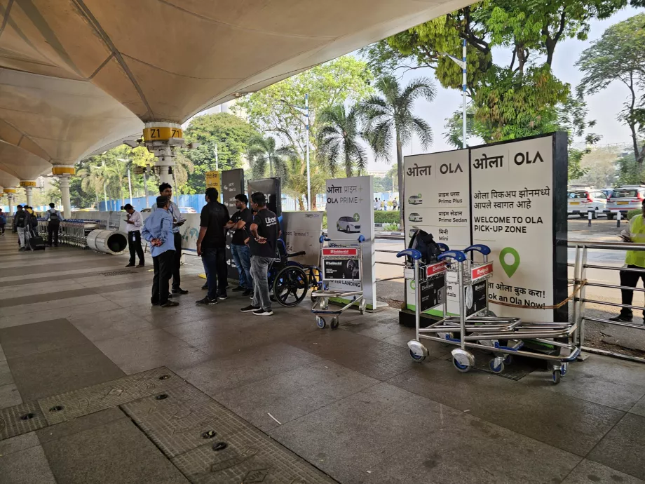 Uber / Ola, Терминал 1