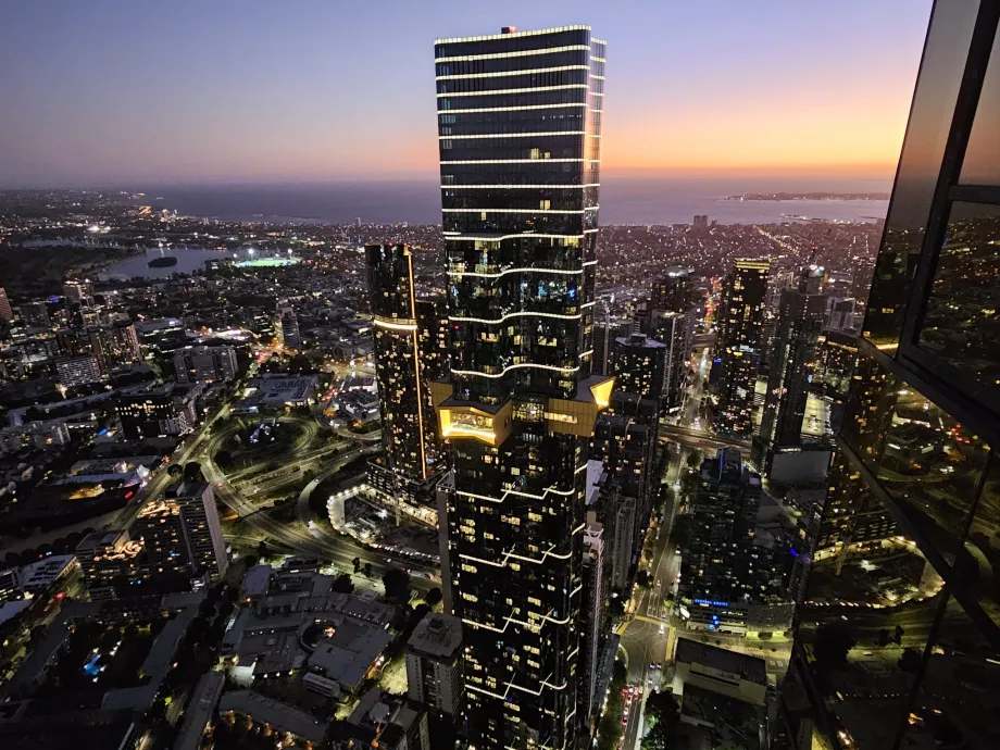 Палуба Skydeck