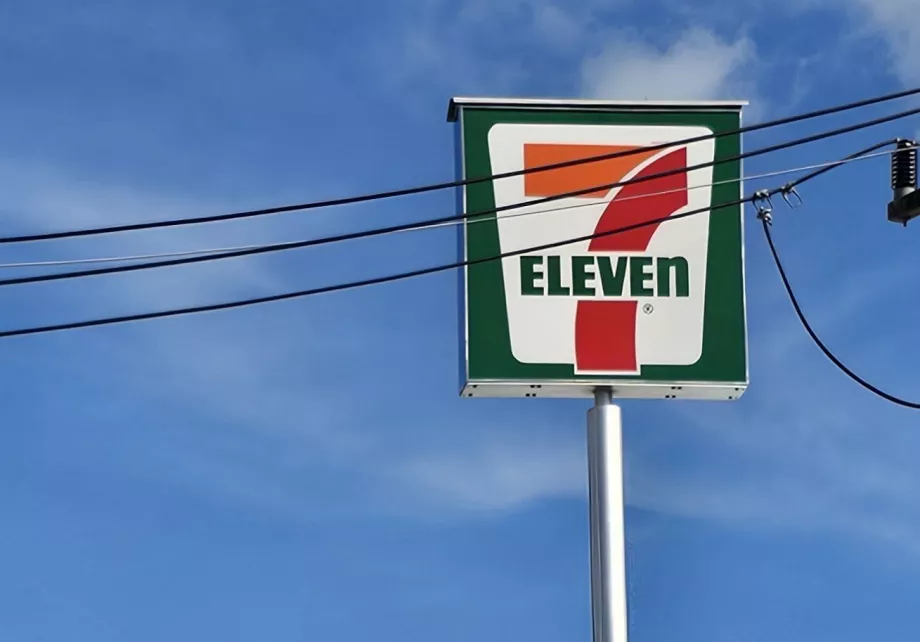 Надписи на 7-Eleven