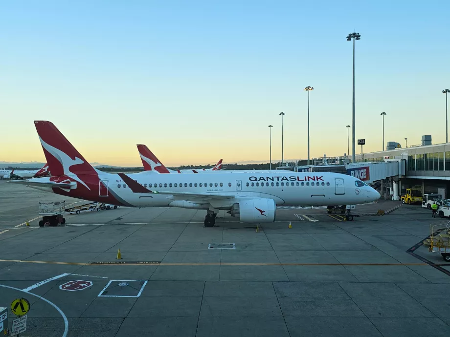 Qantas, Airbus A220, летище Мелбърн